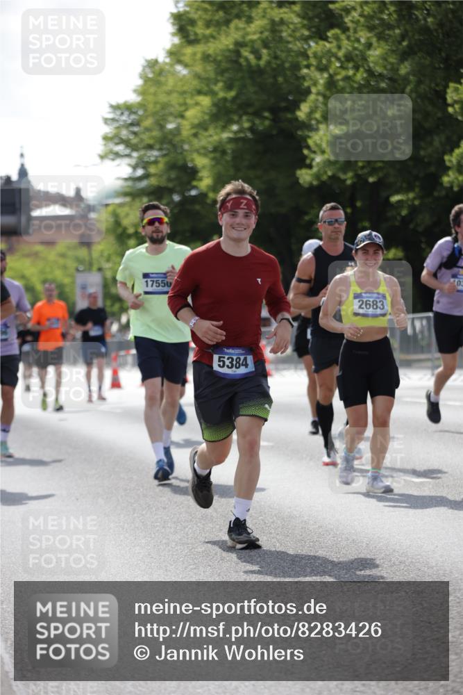 29.06.2025 - hella hamburg halbmarathon Jannik Wohlers http://msf.ph/oto/8283426 29.06.2025 10:03:10 Lombardsbrücke 1114, 1161, 1885, 2683, 2759, 4307, 4511, 5384, 5396, 5464, 6391, 6453, 7277, 7278, 7279, 8484, 10389, 11556, 12377, 13793, 13976, 15539, 15643, 15859, 16371, 17226, 17550, 18028, 18999 meine-sportfotos.de