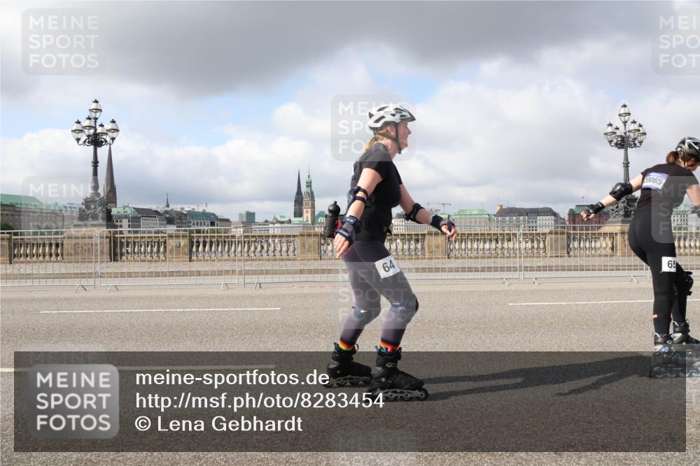 29.06.2025 - hella hamburg halbmarathon Lena Gebhardt http://msf.ph/oto/8283454 29.06.2025 09:05:05 Lombardsbrücke  meine-sportfotos.de