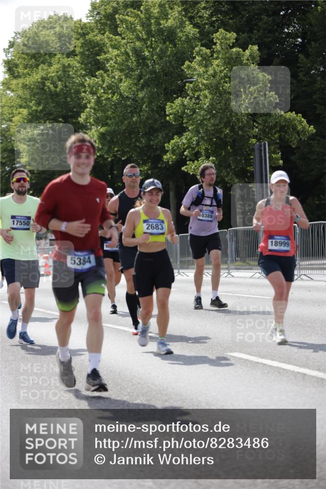 29.06.2025 - hella hamburg halbmarathon Jannik Wohlers http://msf.ph/oto/8283486 29.06.2025 10:03:11 Lombardsbrücke 1114, 1161, 1885, 2277, 2683, 2759, 4307, 4511, 5384, 5396, 5464, 6391, 7277, 7278, 7279, 8484, 10389, 11402, 11556, 12377, 13793, 13976, 15539, 15643, 15859, 16371, 16621, 17226, 17550, 18028, 18999 meine-sportfotos.de