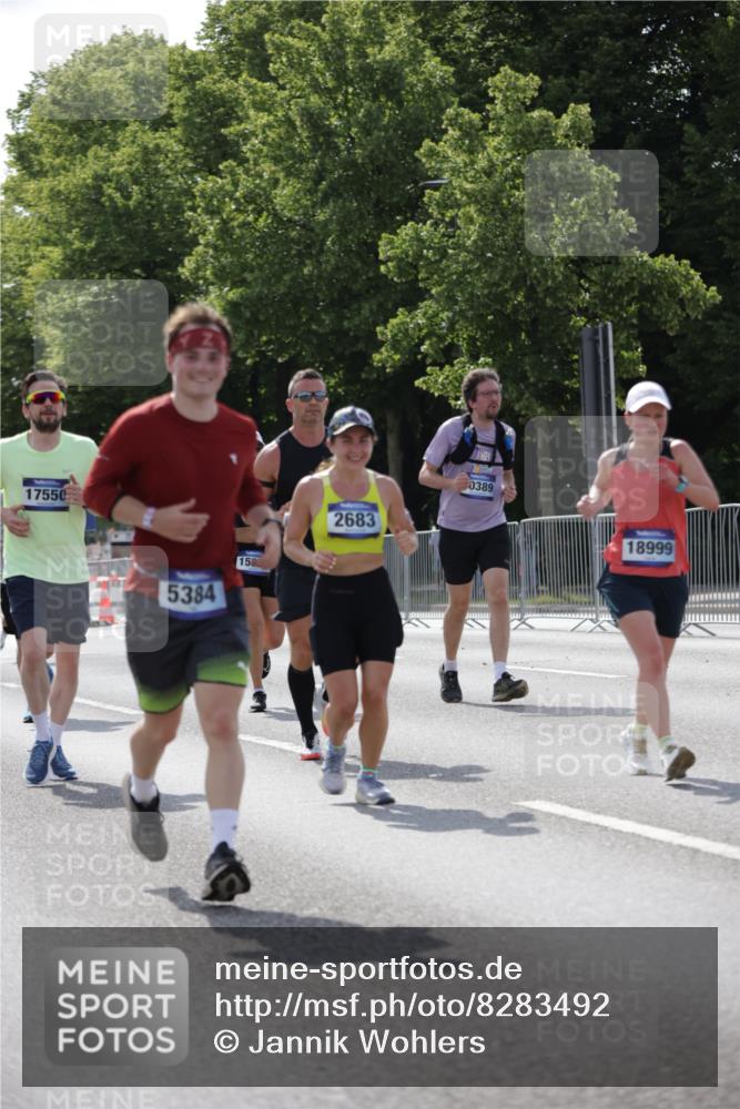 29.06.2025 - hella hamburg halbmarathon Jannik Wohlers http://msf.ph/oto/8283492 29.06.2025 10:03:11 Lombardsbrücke 1114, 1161, 1885, 2277, 2683, 2759, 4307, 4511, 5384, 5396, 5464, 6391, 7277, 7278, 7279, 8484, 10389, 11402, 11556, 12377, 13793, 13976, 15539, 15643, 15859, 16371, 16621, 17226, 17550, 18028, 18999 meine-sportfotos.de