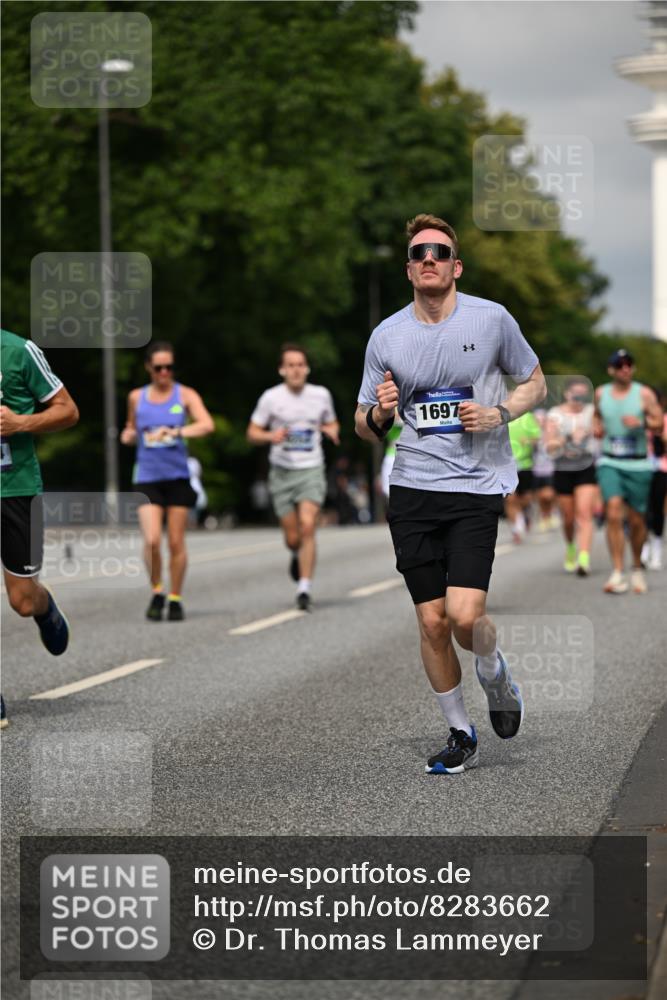 29.06.2025 - hella hamburg halbmarathon Dr. Thomas Lammeyer http://msf.ph/oto/8283662 29.06.2025 10:15:53 Kennedybrücke 1062, 1790, 2661, 3746, 3837, 4499, 6966, 7370, 7474, 8368, 9119, 9253, 9254, 9405, 10042 meine-sportfotos.de