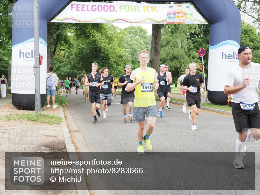 29.06.2025 - hella hamburg halbmarathon MichiJ http://msf.ph/oto/8283666 29.06.2025 10:32:29 Zwischen KM18-KM19 1220, 1468, 1941, 2365, 2402, 2707, 3004, 3021, 4981, 5231, 5476, 5624, 6991, 7005, 7191, 7322, 8871, 9444, 9633, 9931, 10193, 12657, 12711, 13975, 15280, 16549, 17376, 17406, 17729, 17977, 18107, 18437, 18464, 18560, 18691, 18765, 19206, 19207, 19210 meine-sportfotos.de