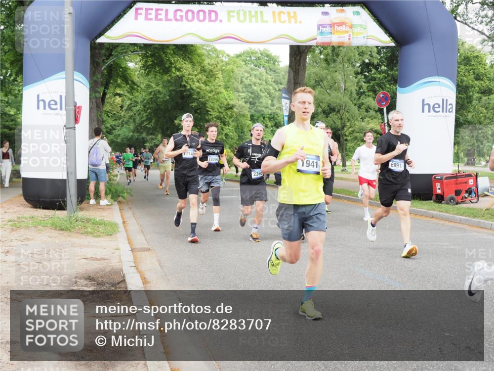 29.06.2025 - hella hamburg halbmarathon MichiJ http://msf.ph/oto/8283707 29.06.2025 10:32:29 Zwischen KM18-KM19 1220, 1468, 1941, 2365, 2402, 2707, 3004, 3021, 4981, 5231, 5476, 5624, 6991, 7005, 7191, 7322, 8871, 9444, 9633, 9931, 10193, 12657, 12711, 13975, 15280, 16549, 17376, 17406, 17729, 17977, 18107, 18437, 18464, 18560, 18691, 18765, 19206, 19207, 19210 meine-sportfotos.de