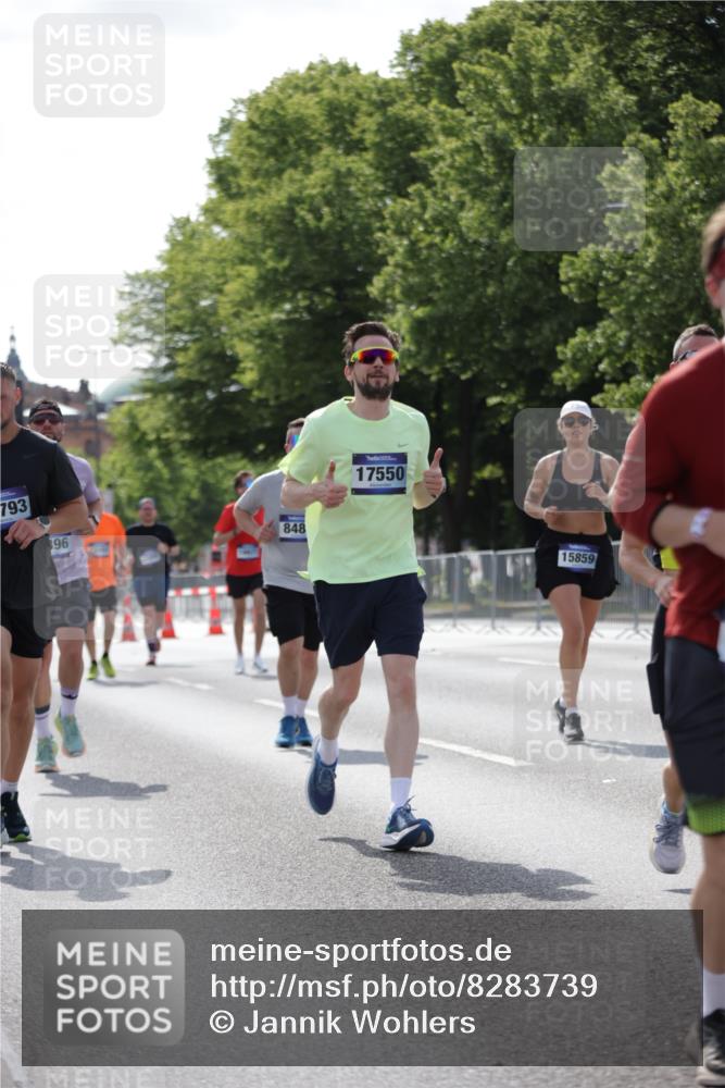 29.06.2025 - hella hamburg halbmarathon Jannik Wohlers http://msf.ph/oto/8283739 29.06.2025 10:03:12 Lombardsbrücke 1114, 1161, 1885, 2277, 2683, 2759, 4307, 5384, 5396, 5464, 6391, 7006, 7277, 7278, 7279, 8484, 10389, 11402, 12377, 13793, 13976, 15539, 15643, 15859, 16371, 16621, 17226, 17550, 18028, 18999 meine-sportfotos.de