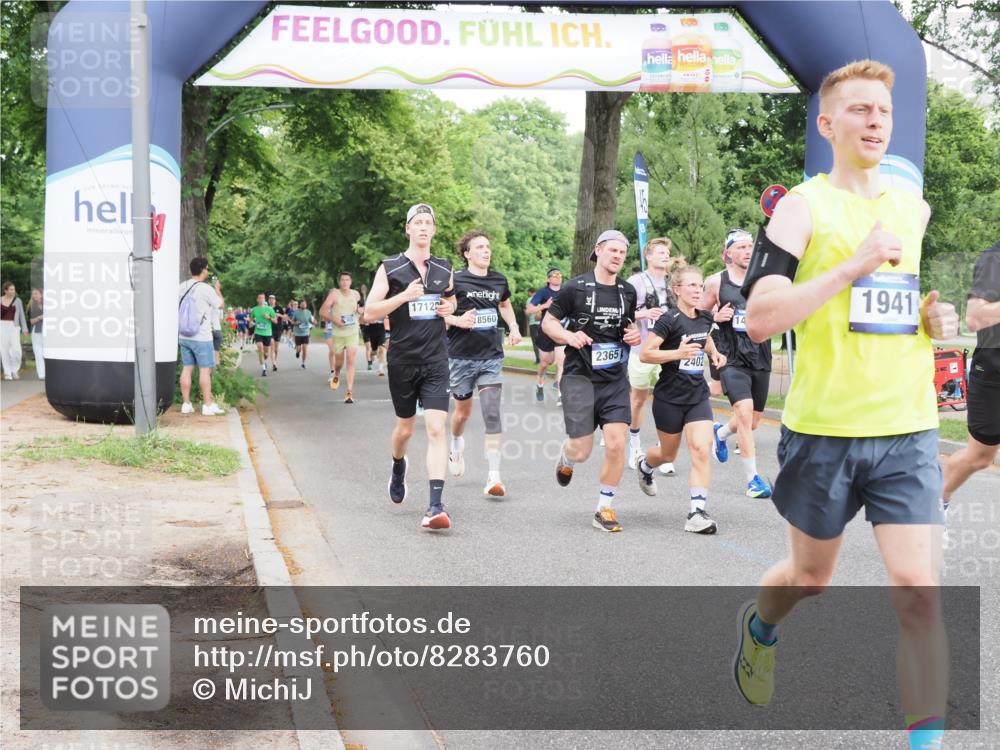 29.06.2025 - hella hamburg halbmarathon MichiJ http://msf.ph/oto/8283760 29.06.2025 10:32:30 Zwischen KM18-KM19 1220, 1468, 1941, 2365, 2402, 2707, 3021, 4981, 5231, 5476, 5624, 6991, 7005, 7191, 7322, 8871, 9444, 9633, 9931, 10193, 12657, 12711, 13975, 15280, 16549, 17097, 17120, 17376, 17406, 17729, 17977, 18107, 18437, 18464, 18560, 18691, 18765, 19206, 19207, 19210 meine-sportfotos.de
