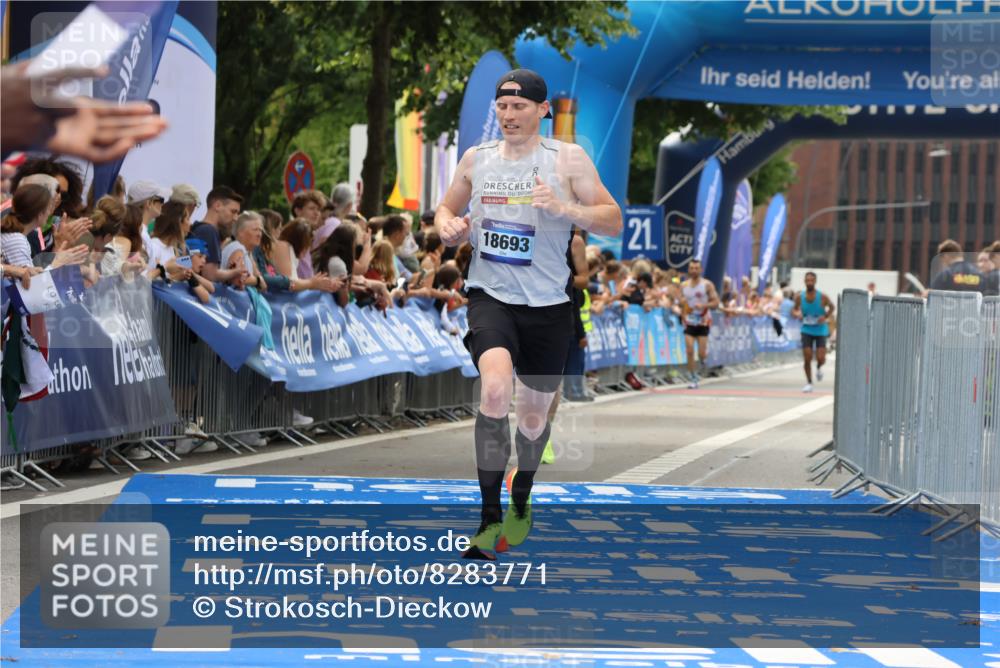 29.06.2025 - hella hamburg halbmarathon Strokosch-Dieckow http://msf.ph/oto/8283771 29.06.2025 10:22:06 Ziel 10650, 16068, 17886, 18693 meine-sportfotos.de
