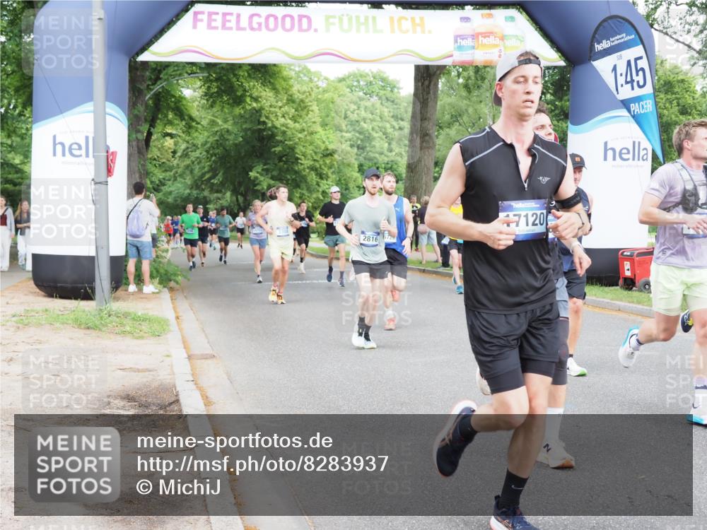 29.06.2025 - hella hamburg halbmarathon MichiJ http://msf.ph/oto/8283937 29.06.2025 10:32:31 Zwischen KM18-KM19 1220, 1468, 1782, 1941, 2365, 2402, 2707, 2816, 3021, 5231, 5476, 5624, 6991, 7191, 7322, 8871, 9444, 9633, 9931, 10193, 12657, 12711, 13975, 15280, 16549, 16720, 17097, 17120, 17376, 17406, 17729, 17977, 18107, 18437, 18464, 18560, 18691, 18765, 19206, 19207, 19210 meine-sportfotos.de