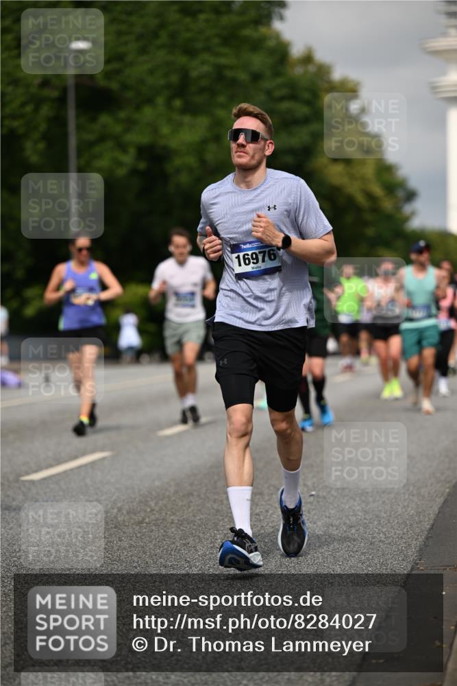29.06.2025 - hella hamburg halbmarathon Dr. Thomas Lammeyer http://msf.ph/oto/8284027 29.06.2025 10:15:54 Kennedybrücke 1062, 1790, 2661, 3746, 3837, 4499, 6966, 7370, 7474, 8368, 9119, 9253, 9254, 9405, 10042 meine-sportfotos.de