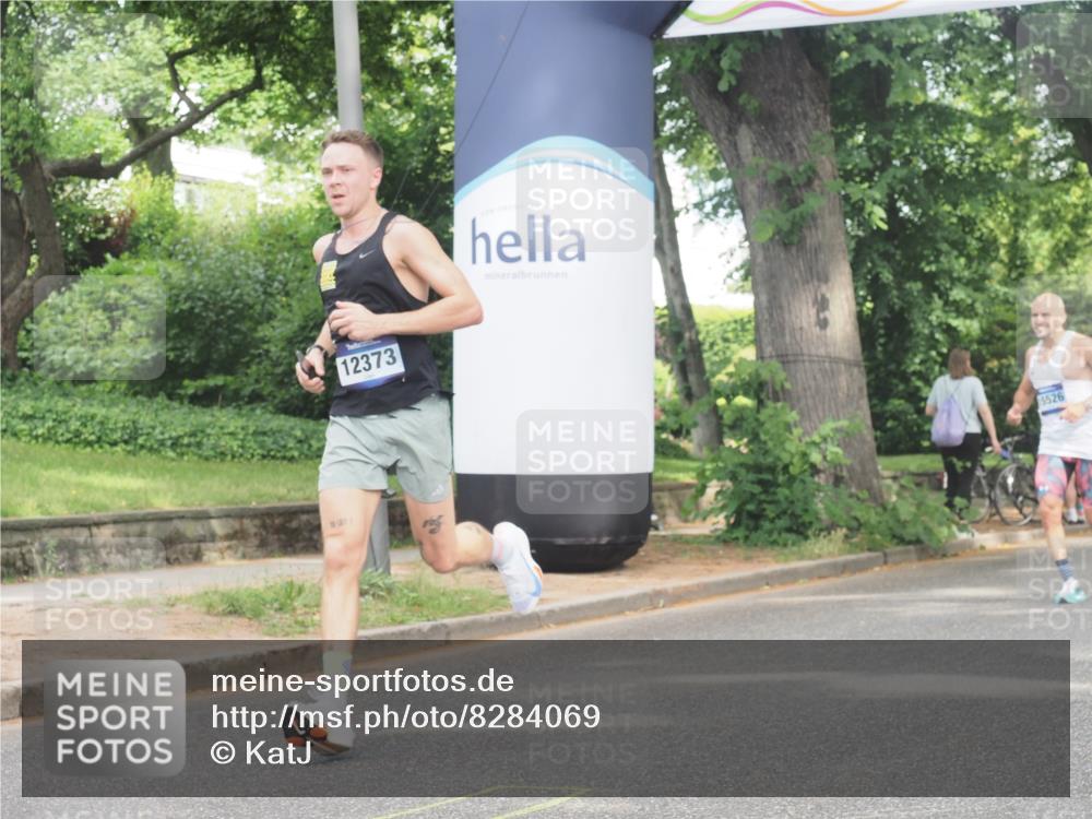 29.06.2025 - hella hamburg halbmarathon KatJ http://msf.ph/oto/8284069 29.06.2025 10:11:23 Zwischen KM18-KM19 12373 meine-sportfotos.de