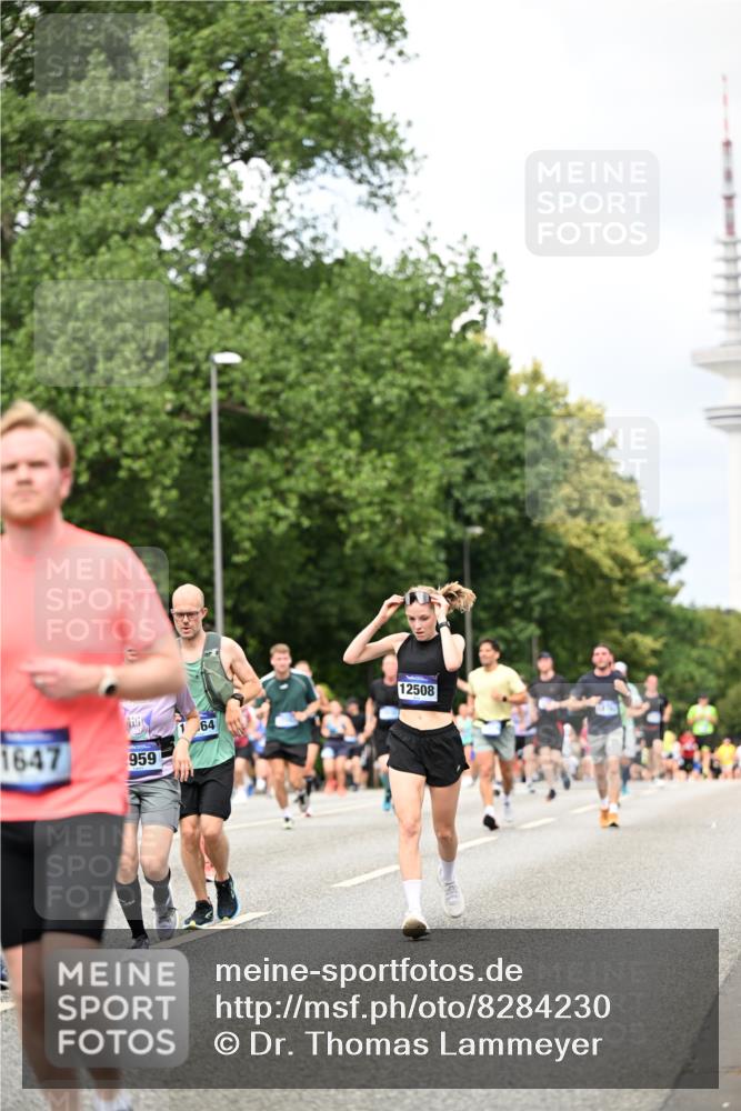 29.06.2025 - hella hamburg halbmarathon Dr. Thomas Lammeyer http://msf.ph/oto/8284230 29.06.2025 10:36:59 Kennedybrücke 1237, 1647, 1732, 1879, 2059, 2384, 2959, 3221, 3391, 3422, 3653, 3660, 3670, 3708, 3753, 4030, 4096, 4555, 5110, 5156, 5581, 6861, 7135, 7531, 7749, 7750, 7789, 8170, 8839, 8840, 8914, 9010, 9034, 9471, 9542, 9765, 9768, 9812, 10002, 10203, 10470, 10624, 10770, 11076 meine-sportfotos.de