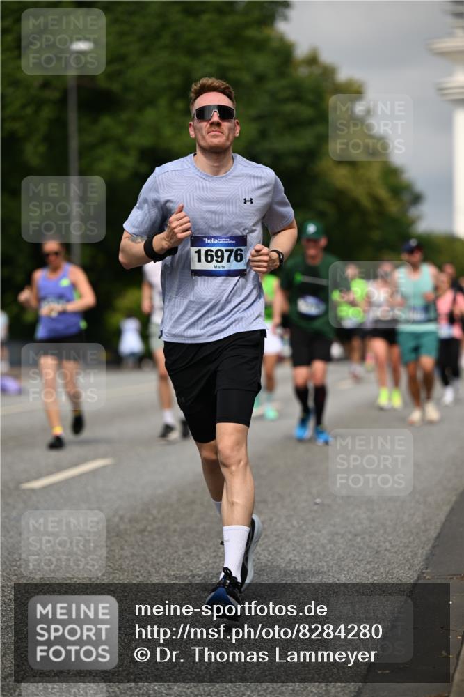 29.06.2025 - hella hamburg halbmarathon Dr. Thomas Lammeyer http://msf.ph/oto/8284280 29.06.2025 10:15:54 Kennedybrücke 1062, 1790, 2661, 3746, 3837, 4499, 6966, 7370, 7474, 8368, 9119, 9253, 9254, 9405, 10042 meine-sportfotos.de