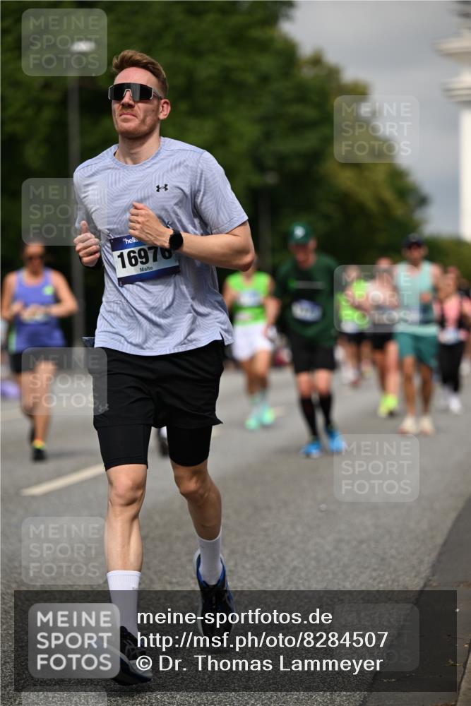 29.06.2025 - hella hamburg halbmarathon Dr. Thomas Lammeyer http://msf.ph/oto/8284507 29.06.2025 10:15:55 Kennedybrücke 1062, 1790, 2661, 3746, 3837, 4499, 6966, 7370, 7474, 8207, 8368, 9119, 9253, 9254, 9405, 10042 meine-sportfotos.de