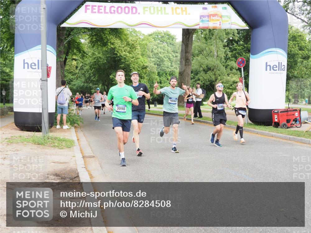 29.06.2025 - hella hamburg halbmarathon MichiJ http://msf.ph/oto/8284508 29.06.2025 10:32:37 Zwischen KM18-KM19 1468, 1782, 2816, 3098, 5047, 9302, 13421, 14703, 15225, 15512, 16617, 16720, 16893, 17097, 17120, 17748, 18560, 18942, 19207 meine-sportfotos.de