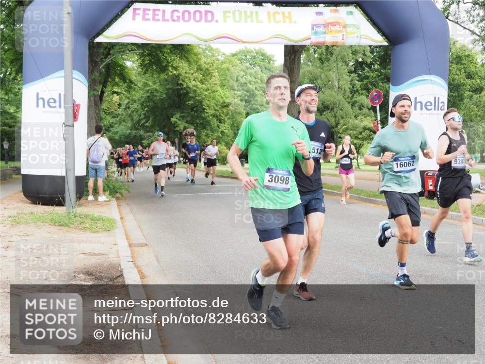 29.06.2025 - hella hamburg halbmarathon MichiJ http://msf.ph/oto/8284633 29.06.2025 10:32:38 Zwischen KM18-KM19 1782, 2816, 3098, 5047, 9302, 13421, 14703, 15225, 15512, 16062, 16617, 16720, 16893, 17097, 17120, 17748, 18942 meine-sportfotos.de