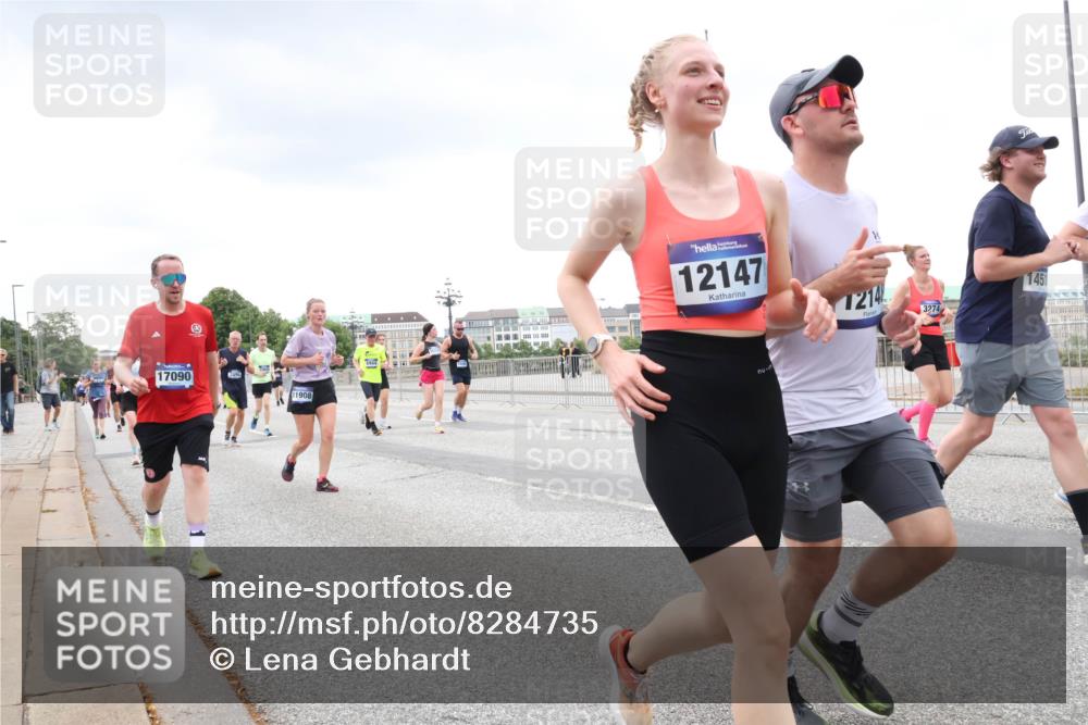 29.06.2025 - hella hamburg halbmarathon Lena Gebhardt http://msf.ph/oto/8284735 29.06.2025 10:55:15 Lombardsbrücke 17090, 11908, 12147, 1214, 3274, 1451, 1013, 1873, 1917, 2090, 2452, 2566, 2632, 3002, 3115, 3157, 3274, 3577, 4039, 4191, 4192, 4628, 5040, 5392, 5483, 5487, 5500, 5727, 6395, 6396, 6839, 6944, 7219, 7238, 7680, 7766, 8186, 8403, 8519, 8626, 9596, 9857, 9858, 10109, 10458, 10559, 10686, 10885, 11109, 11226, 11737, 11788, 11908, 12147, 12148, 12240, 12902, 13098, 13230, 13283, 13548, 13944, 13945, 13979, 13980, 14515, 14727, 15152, 15160, 16385 meine-sportfotos.de