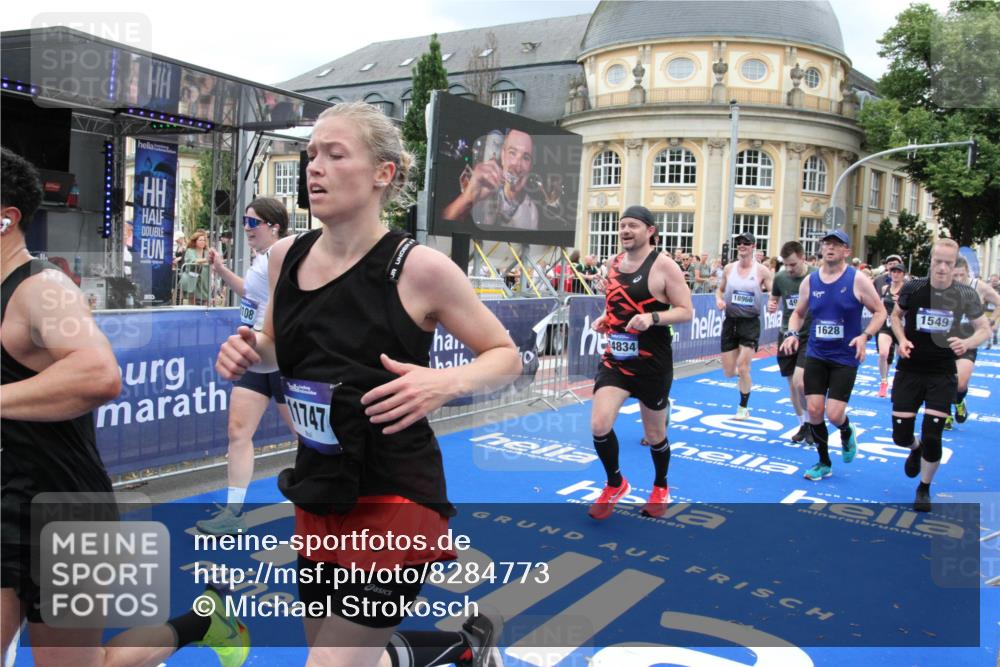 29.06.2025 - hella hamburg halbmarathon Michael Strokosch http://msf.ph/oto/8284773 29.06.2025 10:55:16 Ziel 1549, 1628, 2119, 2448, 3041, 3945, 4903, 6355, 6891, 8973, 9361, 10188, 10191, 10192, 10263, 10582, 11747, 12248, 12961, 14834, 15854, 16108, 16521, 18031, 18966 meine-sportfotos.de