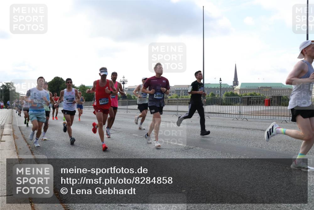 29.06.2025 - hella hamburg halbmarathon Lena Gebhardt http://msf.ph/oto/8284858 29.06.2025 09:45:51 Lombardsbrücke 20, 394, 12681, 2460, 13167, 1080, 15835, 1416, 57, 1080, 1686, 1707, 1894, 1990, 2460, 2689, 3043, 4129, 4463, 4679, 4698, 4749, 4812, 5187, 5328, 5550, 5746, 5826, 6169, 6358, 6495, 6878, 7055, 7186, 7389, 7481, 7651, 7723, 7880, 7965, 8062, 8190, 8209, 8883, 9345, 9571, 9634, 10017, 10270, 10453, 10484, 10876, 11120, 11199, 11413, 11857, 12189, 12232, 12234, 12308, 12681, 12691, 12988, 13066, 13167, 13343, 13618, 13686, 13754, 14028, 14167, 15115, 16507, 17768 meine-sportfotos.de