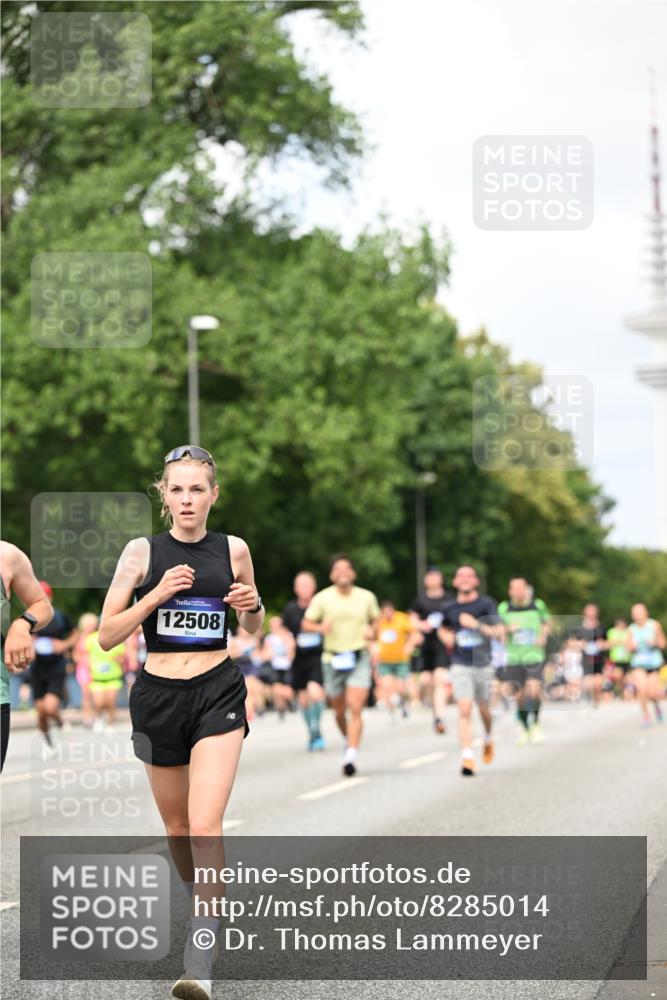 29.06.2025 - hella hamburg halbmarathon Dr. Thomas Lammeyer http://msf.ph/oto/8285014 29.06.2025 10:37:02 Kennedybrücke 1237, 1647, 1732, 1879, 2059, 2384, 2959, 3221, 3391, 3422, 3653, 3660, 3670, 3708, 3753, 4030, 4096, 4555, 5110, 5156, 5581, 6861, 7135, 7531, 7749, 7750, 8170, 8595, 8839, 9034, 9289, 9471, 9542, 9768, 9780, 9812, 10002, 10203, 10770, 11076 meine-sportfotos.de