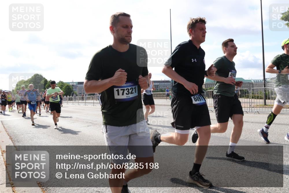 29.06.2025 - hella hamburg halbmarathon Lena Gebhardt http://msf.ph/oto/8285198 29.06.2025 09:58:21 Lombardsbrücke 2034, 16653, 17321, 16213, 8, 6897, 4903, 1034, 1179, 1190, 1258, 1285, 1320, 1321, 1335, 1815, 1870, 2029, 2034, 2070, 2138, 2397, 2417, 2518, 2612, 2636, 2656, 2711, 3041, 3091, 3097, 3114, 3251, 3819, 3859, 4152, 4814, 4903, 5093, 5259, 5378, 5672, 5721, 5775, 5894, 6164, 6272, 6433, 6580, 6592, 6628, 6754, 6759, 6877, 6897, 7065, 7409, 7509, 7646, 7724, 7856, 7896, 8154, 8311, 8393, 8508, 8590, 8825, 9012, 9057, 9562, 9656, 10084 meine-sportfotos.de