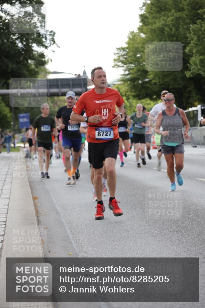 29.06.2025 - hella hamburg halbmarathon Jannik Wohlers http://msf.ph/oto/8285205 29.06.2025 10:03:26 Lombardsbrücke 1032, 1355, 1367, 2277, 2759, 4095, 5363, 5396, 5613, 7006, 7306, 7485, 8469, 8484, 8727, 9280, 9899, 10389, 11402, 11614, 12336, 12653, 13173, 15520, 15859, 16113, 16621, 17098, 17955 meine-sportfotos.de