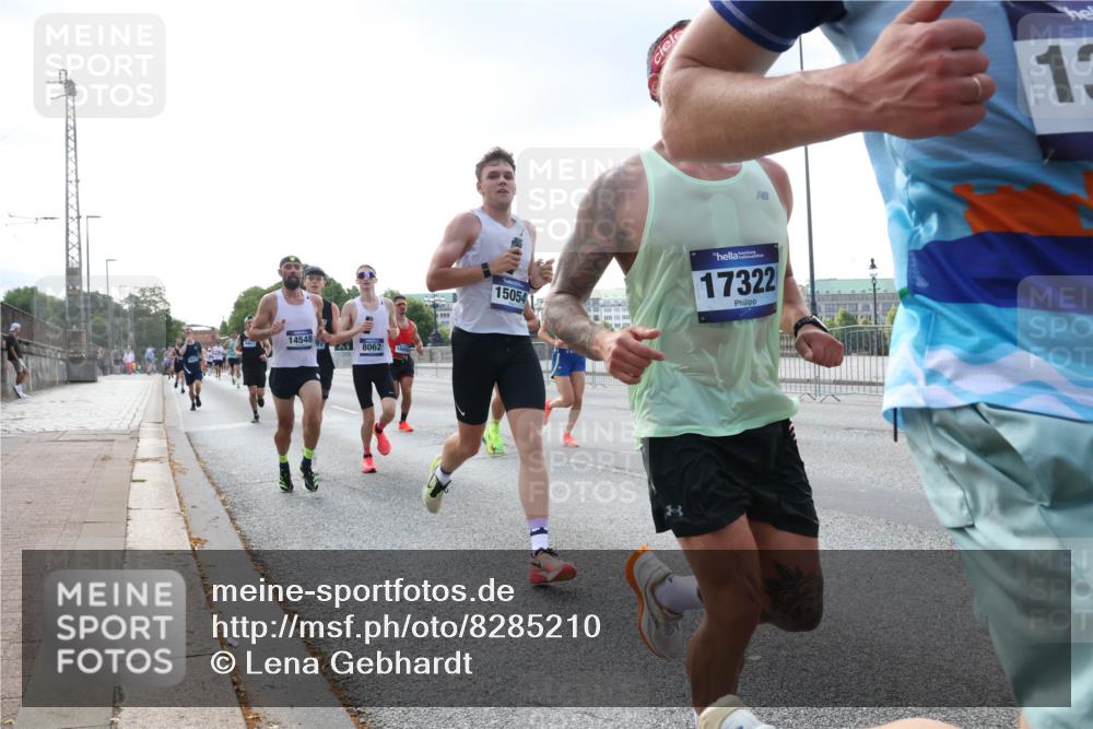 29.06.2025 - hella hamburg halbmarathon Lena Gebhardt http://msf.ph/oto/8285210 29.06.2025 09:45:52 Lombardsbrücke 4463, 14548, 8062, 15054, 17322, 13, 57, 1080, 1686, 1707, 1894, 1990, 2460, 2689, 3043, 3809, 4129, 4463, 4679, 4698, 4749, 4812, 5187, 5328, 5550, 5826, 6169, 6358, 6495, 6878, 7055, 7186, 7389, 7481, 7651, 7880, 7965, 8062, 8190, 9345, 9571, 9634, 10017, 10270, 10453, 10484, 10876, 11120, 11199, 11857, 12189, 12232, 12234, 12308, 12681, 12691, 12988, 13066, 13167, 13343, 13618, 13686, 13754, 14028, 14167, 15115, 16507, 17768 meine-sportfotos.de