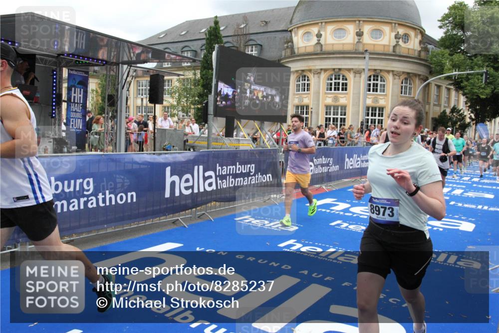 29.06.2025 - hella hamburg halbmarathon Michael Strokosch http://msf.ph/oto/8285237 29.06.2025 10:55:20 Ziel 4903, 5643, 6723, 6891, 8973, 10188, 10263, 10582, 11184, 12526, 13470, 15854, 16521, 18031, 18290, 18380, 18531, 18966 meine-sportfotos.de