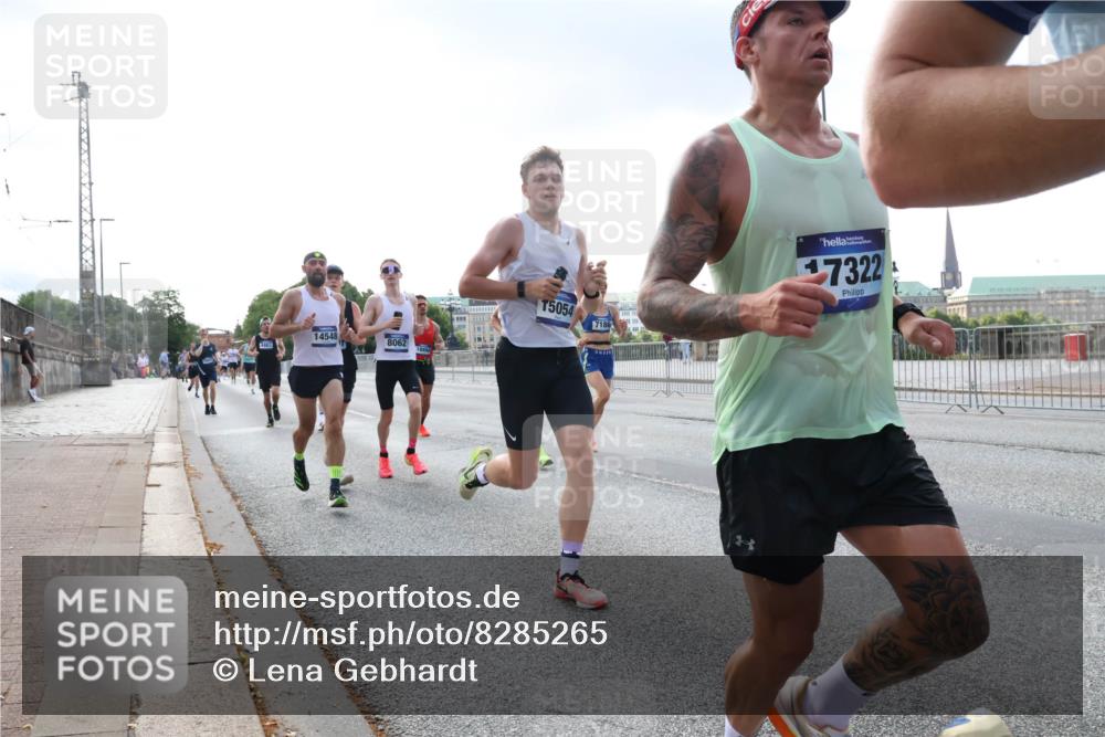 29.06.2025 - hella hamburg halbmarathon Lena Gebhardt http://msf.ph/oto/8285265 29.06.2025 09:45:52 Lombardsbrücke 14548, 4463, 8062, 5054, 7186, 7322, 57, 1080, 1686, 1707, 1894, 1990, 2460, 2689, 3043, 3809, 4129, 4463, 4679, 4698, 4749, 4812, 5187, 5328, 5550, 5826, 6169, 6358, 6495, 6878, 7055, 7186, 7389, 7481, 7651, 7880, 7965, 8062, 8190, 9345, 9571, 9634, 10017, 10270, 10453, 10484, 10876, 11120, 11199, 11857, 12189, 12232, 12234, 12308, 12681, 12691, 12988, 13066, 13167, 13343, 13618, 13686, 13754, 14028, 14167, 15115, 16507, 17768 meine-sportfotos.de