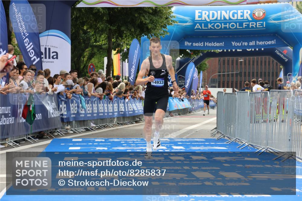 29.06.2025 - hella hamburg halbmarathon Strokosch-Dieckow http://msf.ph/oto/8285837 29.06.2025 10:21:17 Ziel 14933 meine-sportfotos.de