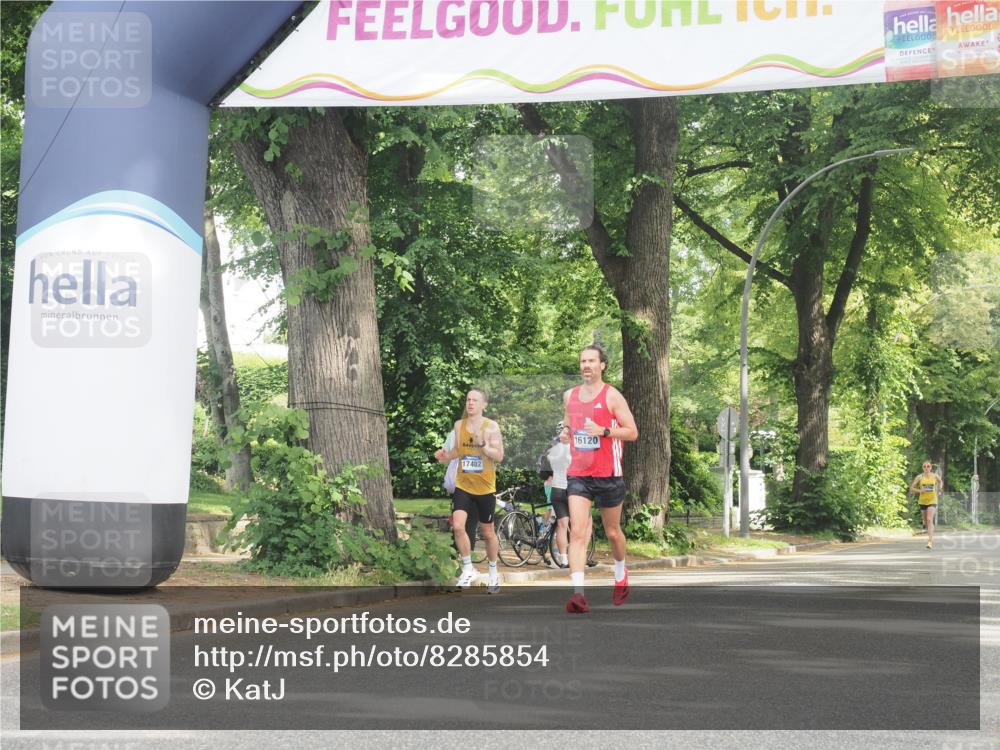 29.06.2025 - hella hamburg halbmarathon KatJ http://msf.ph/oto/8285854 29.06.2025 10:11:35 Zwischen KM18-KM19 6530 meine-sportfotos.de
