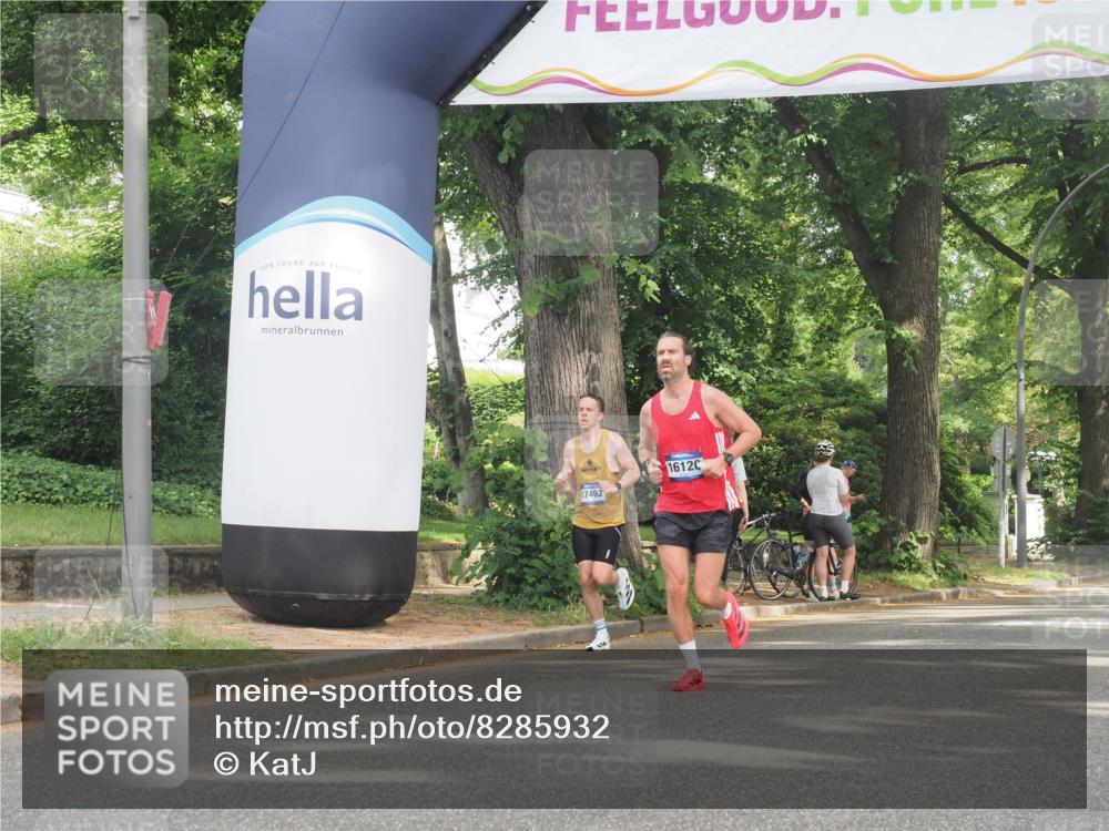 29.06.2025 - hella hamburg halbmarathon KatJ http://msf.ph/oto/8285932 29.06.2025 10:11:36 Zwischen KM18-KM19 6530 meine-sportfotos.de