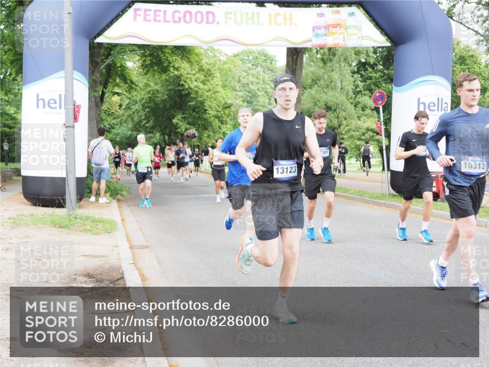 29.06.2025 - hella hamburg halbmarathon MichiJ http://msf.ph/oto/8286000 29.06.2025 10:32:58 Zwischen KM18-KM19 1520, 1600, 10064, 10313, 12154, 13123, 13996, 14351, 15334, 15666, 17381, 17382, 18513, 18806 meine-sportfotos.de