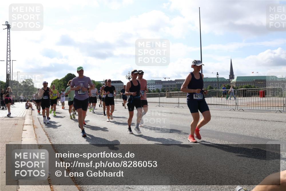 29.06.2025 - hella hamburg halbmarathon Lena Gebhardt http://msf.ph/oto/8286053 29.06.2025 09:58:24 Lombardsbrücke 1190, 14323, 6272, 1034, 1179, 1190, 1258, 1285, 1335, 1727, 1815, 2029, 2034, 2070, 2138, 2397, 2417, 2518, 2612, 2636, 2656, 2711, 3041, 3091, 3097, 3251, 3819, 3859, 4120, 4152, 4167, 4814, 4903, 5093, 5259, 5378, 5672, 5721, 5894, 6164, 6272, 6433, 6580, 6592, 6754, 6759, 6877, 6897, 7065, 7409, 7509, 7716, 7724, 7856, 7896, 8154, 8311, 8393, 8508, 8590, 8825, 9012, 9057, 9562, 9656, 10084 meine-sportfotos.de