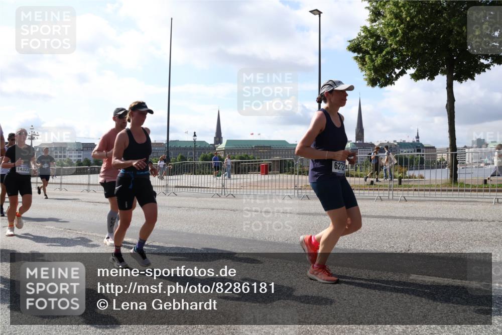 29.06.2025 - hella hamburg halbmarathon Lena Gebhardt http://msf.ph/oto/8286181 29.06.2025 09:58:24 Lombardsbrücke 14323, 6272, 1034, 1179, 1190, 1258, 1285, 1335, 1727, 1815, 2029, 2034, 2070, 2138, 2397, 2417, 2518, 2612, 2636, 2656, 2711, 3041, 3091, 3097, 3251, 3819, 3859, 4120, 4152, 4167, 4814, 4903, 5093, 5259, 5378, 5672, 5721, 5894, 6164, 6272, 6433, 6580, 6592, 6754, 6759, 6877, 6897, 7065, 7409, 7509, 7716, 7724, 7856, 7896, 8154, 8311, 8393, 8508, 8590, 8825, 9012, 9057, 9562, 9656, 10084 meine-sportfotos.de