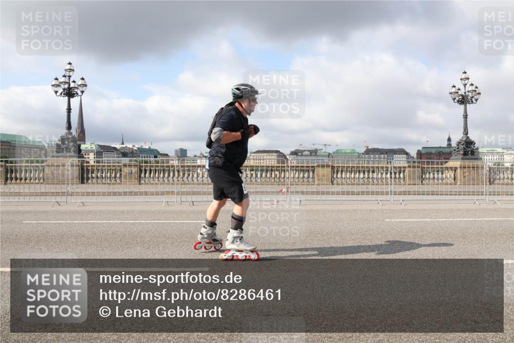 29.06.2025 - hella hamburg halbmarathon Lena Gebhardt http://msf.ph/oto/8286461 29.06.2025 09:05:29 Lombardsbrücke  meine-sportfotos.de
