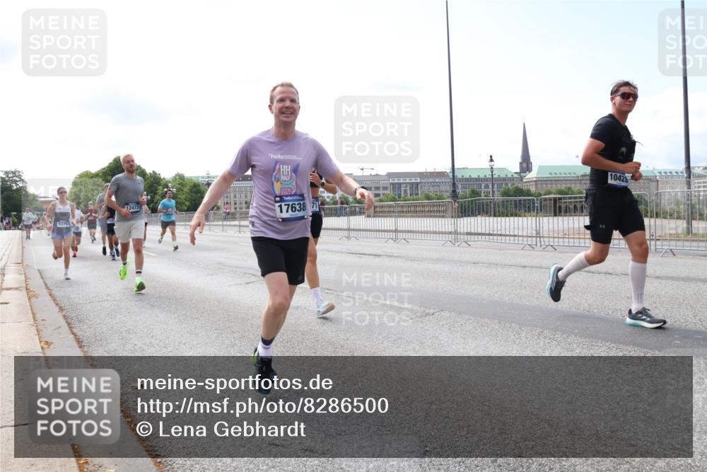 29.06.2025 - hella hamburg halbmarathon Lena Gebhardt http://msf.ph/oto/8286500 29.06.2025 10:11:46 Lombardsbrücke 1328, 1531, 1866, 1992, 3363, 3837, 4227, 5379, 5605, 7571, 8115, 8368, 8807, 8810, 9119, 9191, 9428, 10042, 10372, 10409, 10428, 11321, 11507, 11537, 11755, 11917, 12286, 12473, 13171, 13177, 13203, 13542, 13603, 13939, 13958, 14008, 14149, 14384, 15797, 15945, 16976, 17080, 17638, 17774, 17787, 17866, 18261, 18278, 18382, 18395, 19172 meine-sportfotos.de