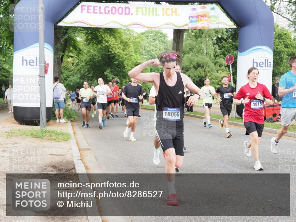 29.06.2025 - hella hamburg halbmarathon MichiJ http://msf.ph/oto/8286527 29.06.2025 10:33:08 Zwischen KM18-KM19 1171, 2970, 3056, 4915, 5623, 5884, 6266, 7325, 8928, 10596, 14686, 14687, 16506, 16689, 18055, 18185, 18631 meine-sportfotos.de