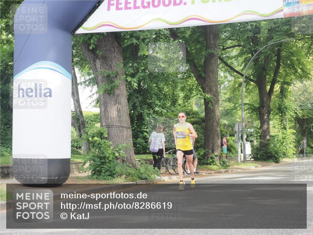 29.06.2025 - hella hamburg halbmarathon KatJ http://msf.ph/oto/8286619 29.06.2025 10:11:42 Zwischen KM18-KM19  meine-sportfotos.de
