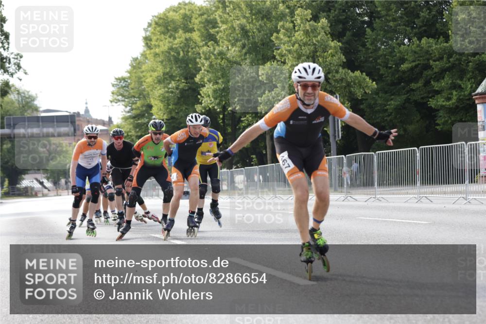 29.06.2025 - hella hamburg halbmarathon Jannik Wohlers http://msf.ph/oto/8286654 29.06.2025 08:53:25 Lombardsbrücke  meine-sportfotos.de