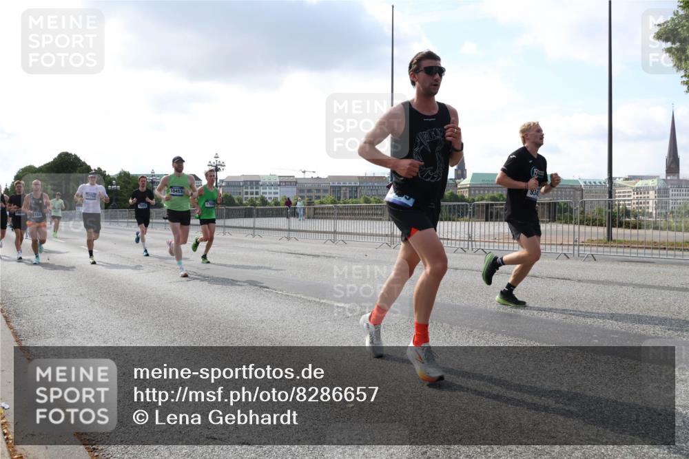 29.06.2025 - hella hamburg halbmarathon Lena Gebhardt http://msf.ph/oto/8286657 29.06.2025 09:46:01 Lombardsbrücke 1080, 1686, 1707, 1894, 2460, 2525, 2689, 3809, 3843, 4129, 4463, 4679, 4812, 5042, 5187, 5550, 6169, 6495, 6878, 7055, 7186, 7845, 7880, 7965, 8062, 8190, 8956, 9345, 10017, 10270, 10453, 10484, 10876, 11120, 11199, 11282, 11833, 12189, 12232, 12308, 12681, 12691, 13066, 13167, 13343, 13618, 13686, 13754, 14167, 14293, 15115, 15391, 15689, 16507, 16580, 17213, 17768 meine-sportfotos.de
