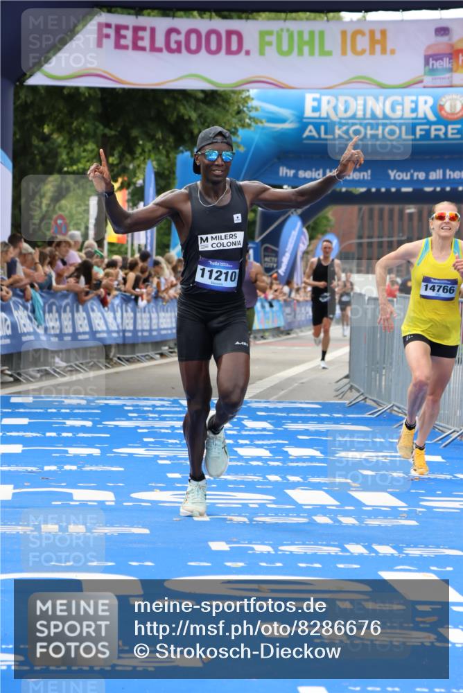 29.06.2025 - hella hamburg halbmarathon Strokosch-Dieckow http://msf.ph/oto/8286676 29.06.2025 10:20:51 Ziel 11210, 14766, 16988, 17402, 19075 meine-sportfotos.de