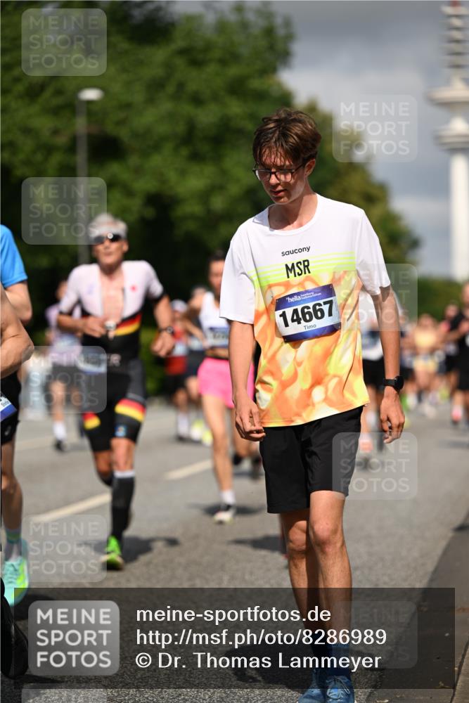 29.06.2025 - hella hamburg halbmarathon Dr. Thomas Lammeyer http://msf.ph/oto/8286989 29.06.2025 09:53:20 Kennedybrücke 1343, 1445, 1615, 1800, 1975, 2324, 2573, 2949, 3136, 3282, 3431, 4303, 4425, 5248, 5889, 6123, 6682, 7495, 7796, 8370, 8465, 8925, 9264, 9265, 9296, 9914, 10930 meine-sportfotos.de