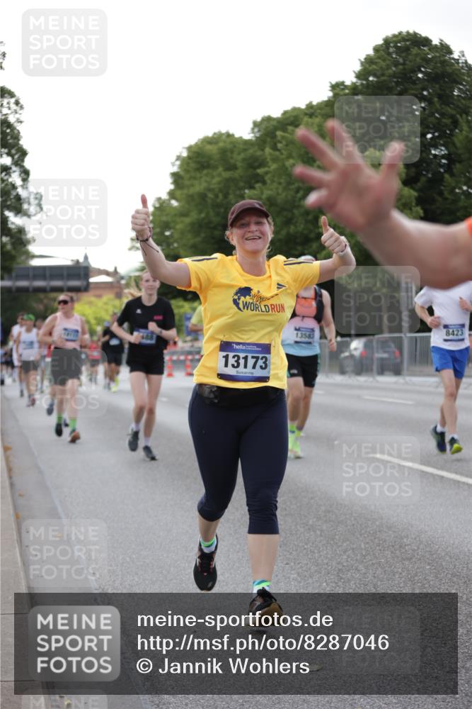 29.06.2025 - hella hamburg halbmarathon Jannik Wohlers http://msf.ph/oto/8287046 29.06.2025 10:03:37 Lombardsbrücke 1032, 1355, 3488, 4095, 4488, 5058, 5363, 5613, 6142, 6706, 7017, 7306, 7485, 8177, 8421, 8422, 8423, 8469, 9526, 9899, 11511, 11614, 12336, 12653, 13173, 13583, 15520, 15678, 16099, 16113, 17098, 17880, 18111, 18985 meine-sportfotos.de