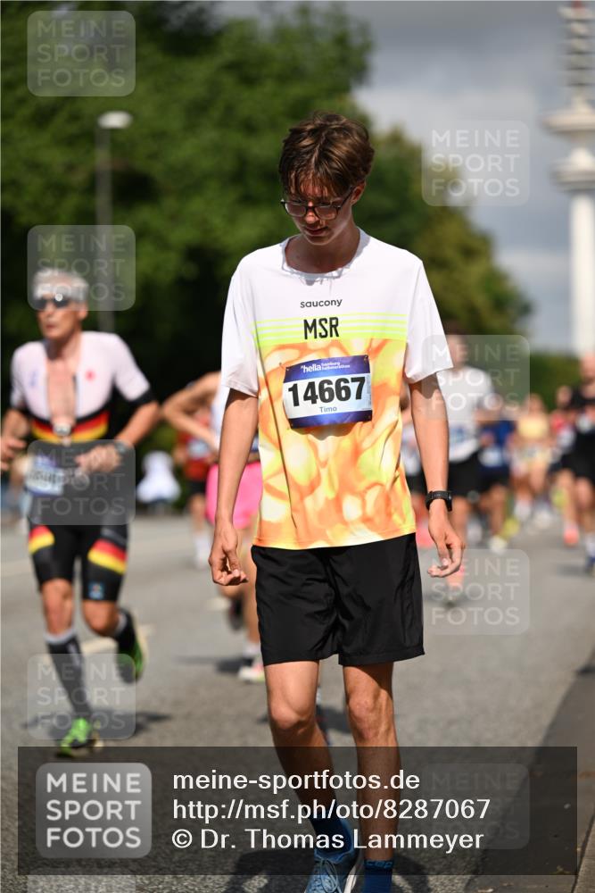 29.06.2025 - hella hamburg halbmarathon Dr. Thomas Lammeyer http://msf.ph/oto/8287067 29.06.2025 09:53:21 Kennedybrücke 1343, 1445, 1615, 1800, 1975, 2324, 2573, 2949, 3136, 3282, 3431, 3530, 4303, 4425, 5248, 5889, 6123, 6682, 7495, 7796, 8370, 8629, 8925, 9264, 9265, 9294, 9296, 10930 meine-sportfotos.de
