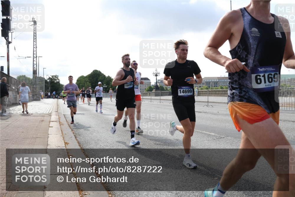 29.06.2025 - hella hamburg halbmarathon Lena Gebhardt http://msf.ph/oto/8287222 29.06.2025 09:46:04 Lombardsbrücke 16507, 16695, 15, 14699, 60, 100, 6169, 1080, 1686, 1707, 1894, 2460, 2525, 3809, 3843, 3955, 4463, 4679, 4812, 5042, 5187, 5550, 6169, 6495, 6878, 7055, 7186, 7845, 7880, 7965, 8062, 8190, 8864, 8956, 9345, 10270, 10453, 10484, 10876, 11120, 11199, 11282, 11833, 12189, 12232, 12308, 12681, 13066, 13167, 13343, 13618, 13686, 13754, 14167, 14276, 14293, 15115, 15391, 15689, 16507, 16580, 17213, 17768 meine-sportfotos.de