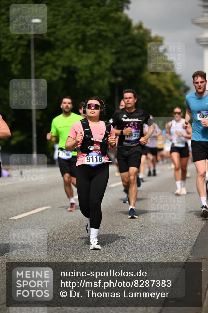 29.06.2025 - hella hamburg halbmarathon Dr. Thomas Lammeyer http://msf.ph/oto/8287383 29.06.2025 10:16:02 Kennedybrücke 1062, 1249, 1790, 1850, 3182, 3248, 3262, 3746, 3837, 4499, 5176, 6871, 6966, 7370, 7474, 8206, 8207, 9119, 9253, 9254, 9405 meine-sportfotos.de