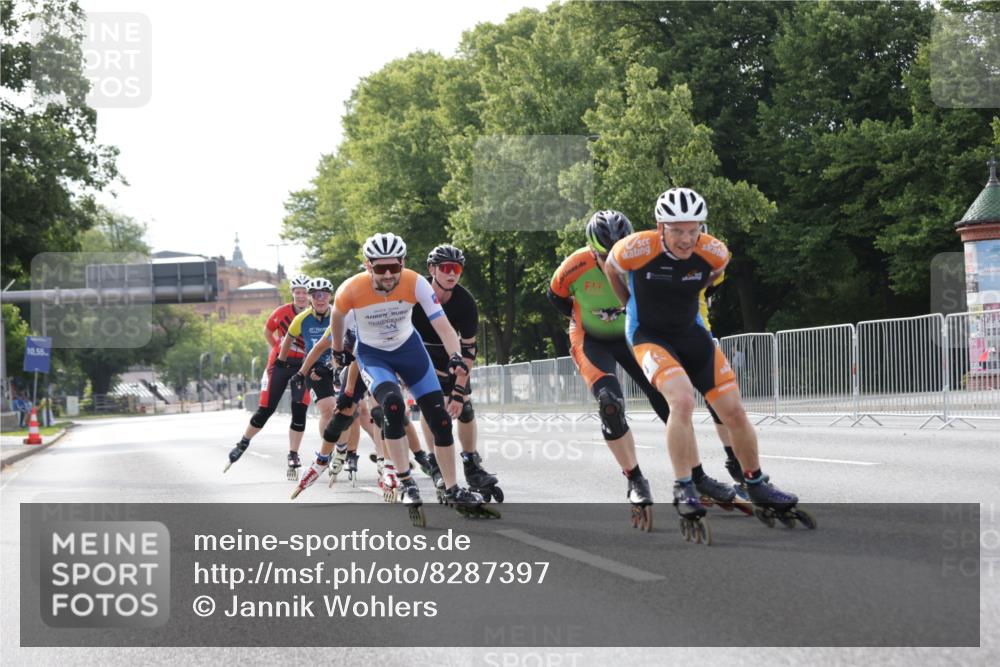 29.06.2025 - hella hamburg halbmarathon Jannik Wohlers http://msf.ph/oto/8287397 29.06.2025 08:53:26 Lombardsbrücke  meine-sportfotos.de