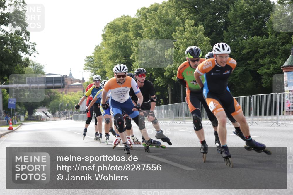 29.06.2025 - hella hamburg halbmarathon Jannik Wohlers http://msf.ph/oto/8287556 29.06.2025 08:53:26 Lombardsbrücke  meine-sportfotos.de