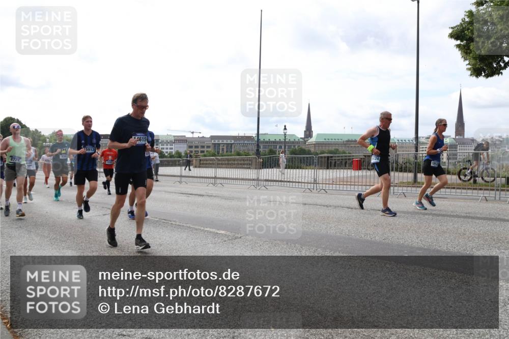 29.06.2025 - hella hamburg halbmarathon Lena Gebhardt http://msf.ph/oto/8287672 29.06.2025 10:21:00 Lombardsbrücke 8724, 18305, 5913, 4615, 18397, 13, 9124, 1912, 1011, 1028, 1266, 1658, 2053, 2101, 2325, 2383, 2834, 2923, 2945, 2956, 2986, 3161, 3247, 3453, 3733, 3781, 3813, 4082, 4288, 4350, 4422, 4754, 4869, 5041, 5061, 5625, 5767, 6275, 6308, 6608, 7228, 7608, 8113, 8724, 8726, 8844, 8940, 9005, 9011, 9108, 9236, 9501, 9981, 10050, 10350, 10585, 10602, 11100, 11145, 11698, 11995, 12175, 12694, 12844, 13057, 13508 meine-sportfotos.de