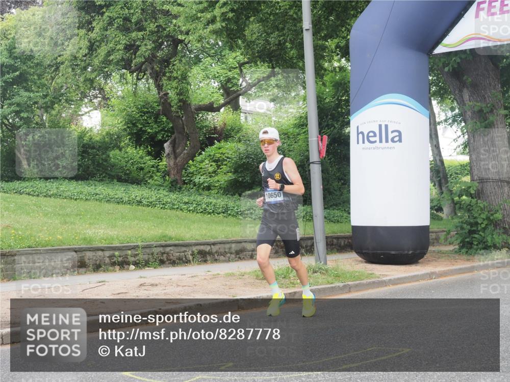29.06.2025 - hella hamburg halbmarathon KatJ http://msf.ph/oto/8287778 29.06.2025 10:12:04 Zwischen KM18-KM19  meine-sportfotos.de