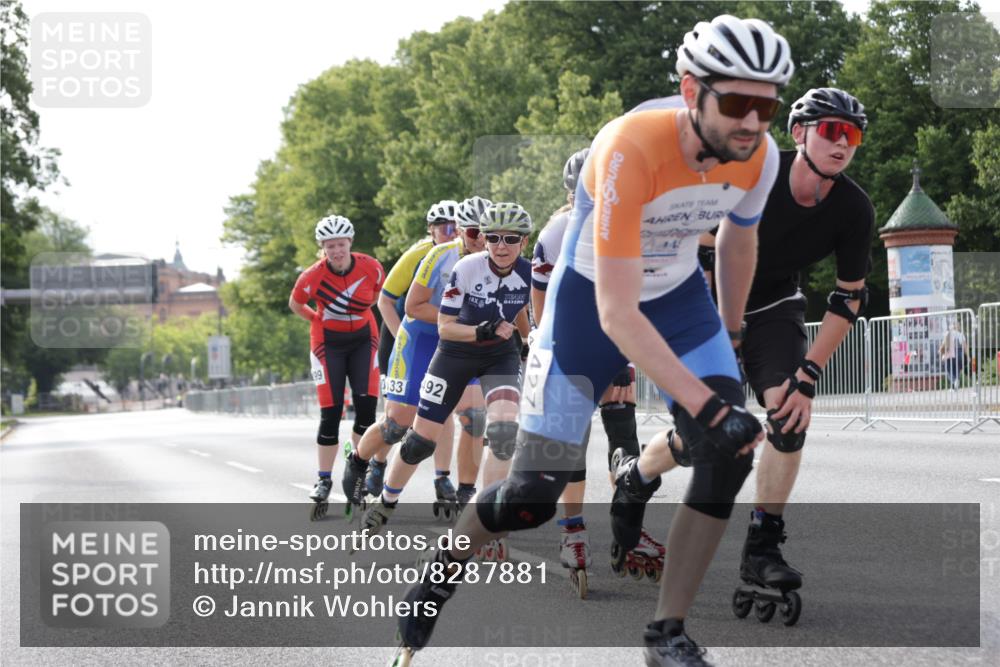 29.06.2025 - hella hamburg halbmarathon Jannik Wohlers http://msf.ph/oto/8287881 29.06.2025 08:53:27 Lombardsbrücke  meine-sportfotos.de